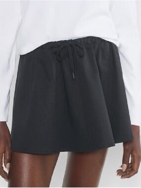 Aritzia Sunday Best Boba Skirt Black Low Rise Micro Mini Skirt Medium